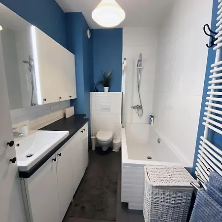 Comfortable Penthouse Burakowska * Warschau